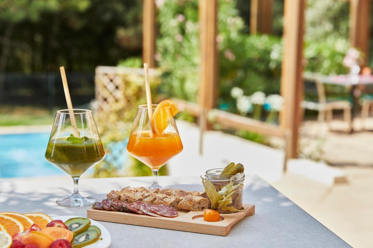 Hotel Valdys Thalasso & Spa - Les Pins Saint-Jean-de-Monts Bagian luar foto